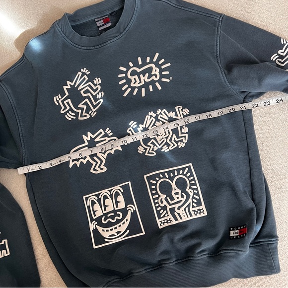 TOMMY HILFIGER JEANS X KEITH HARING Oversized Sweatshirt - Unisex Blue Grey - Picture 5 of 9